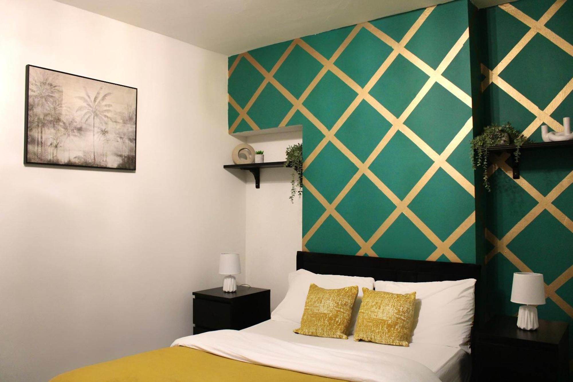 Stylish Near Etihad Stadium Manchester